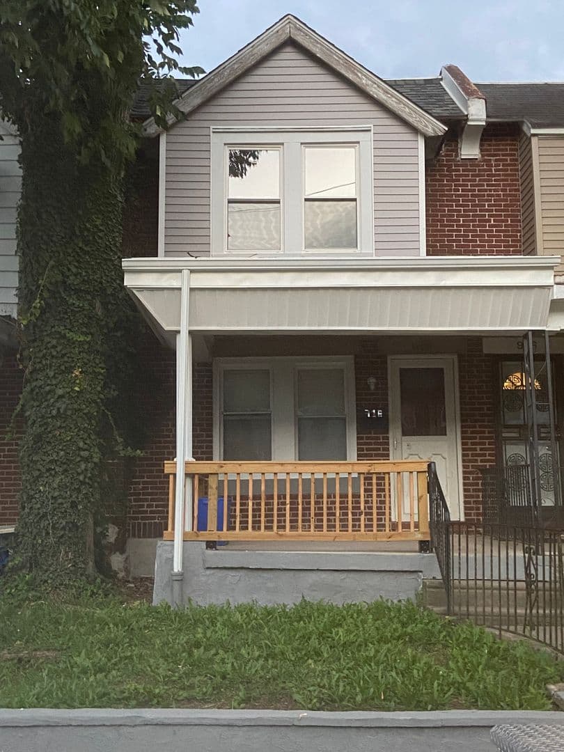 Philadelphia House: 918 E. Price St.