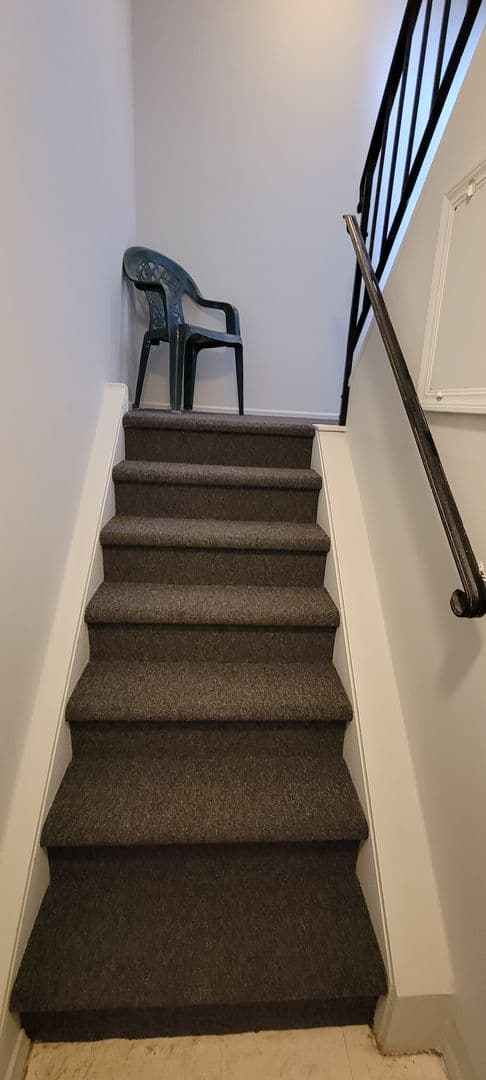 Philadelphia Apartment: 9479 Woodbridge Rd.