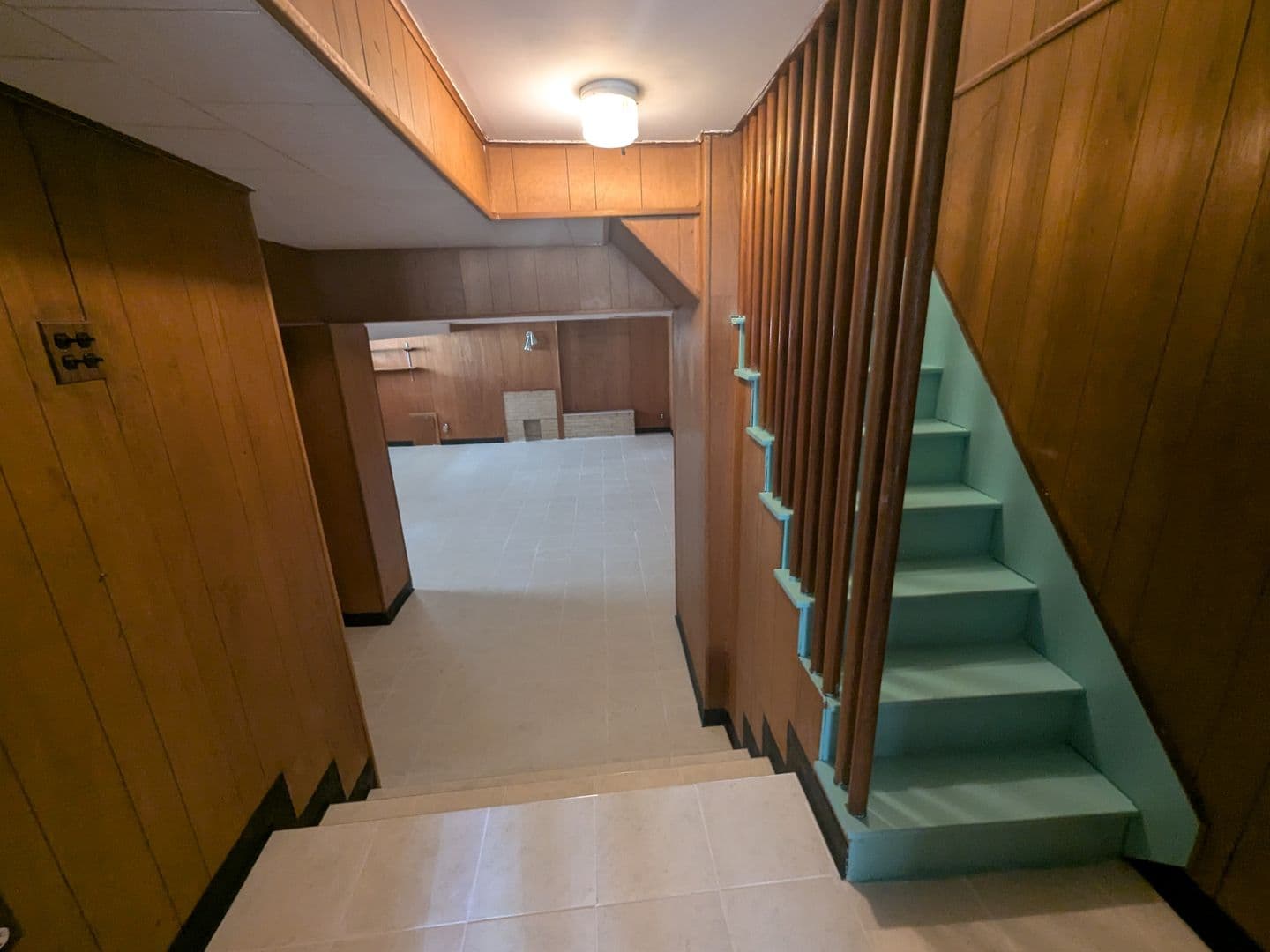 Philadelphia House: 8637 Agusta St.