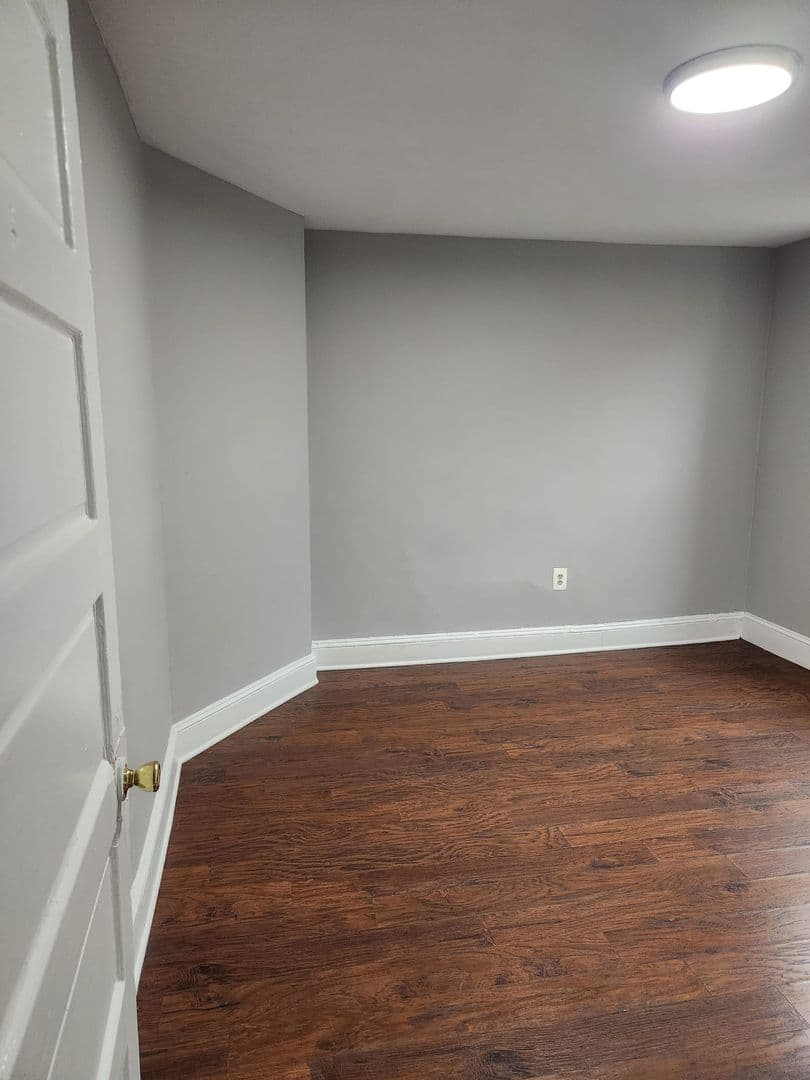 Philadelphia Apartment: 4141 Girard Ave.