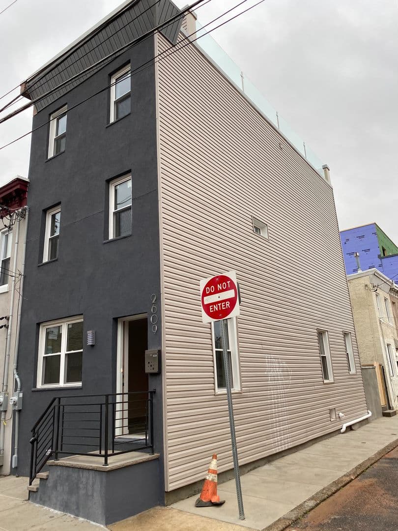 Philadelphia House: 2609 Almond St.