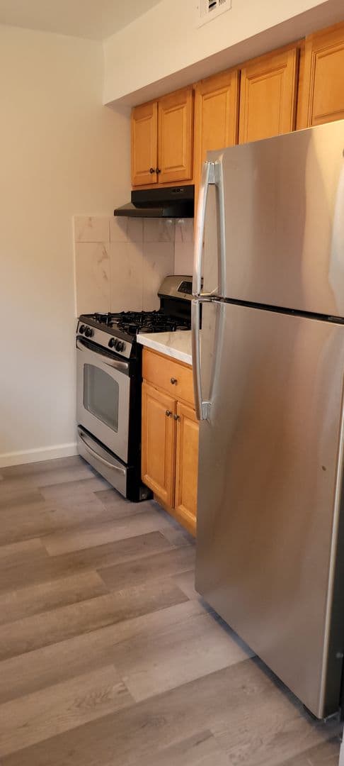 Philadelphia Apartment: 9479 Woodbridge Rd.