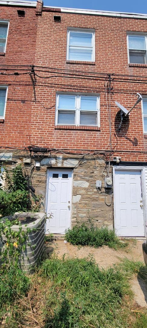 Philadelphia House: 2152 Fanshawe St.