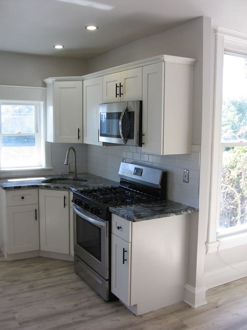 Philadelphia House: 5362 W Oxford St.