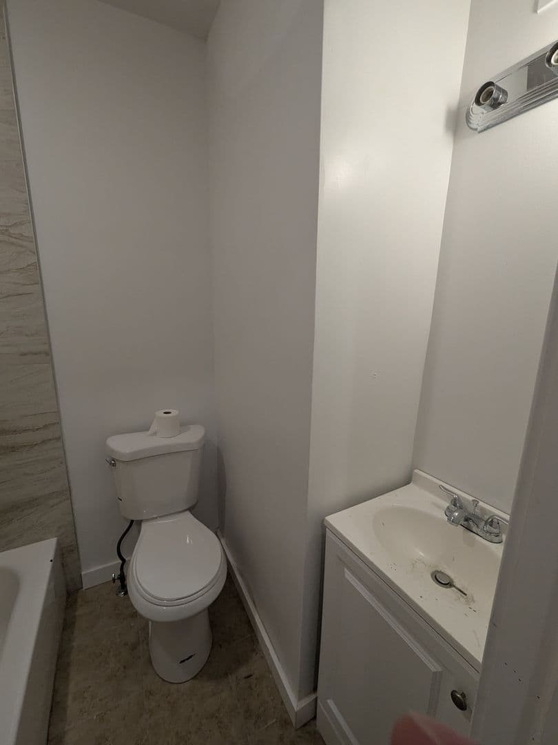 Philadelphia Apartment: 6614 Rising Sun Ave.