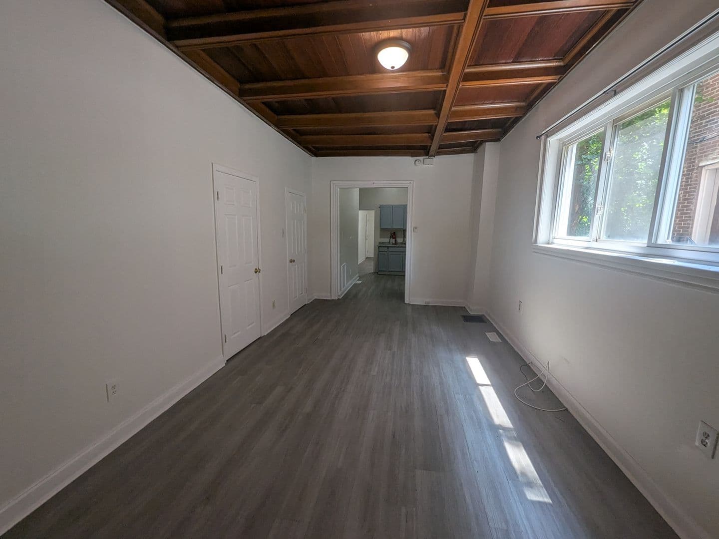 Philadelphia Apartment: 5107 N 13th St.