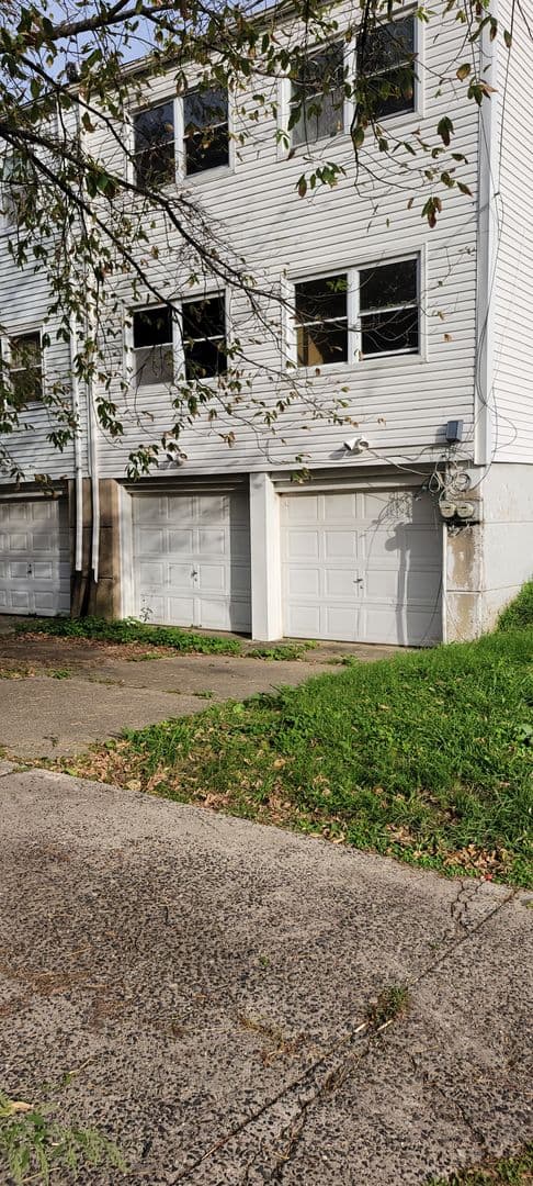 Philadelphia Apartment: 8800 Cottage St.