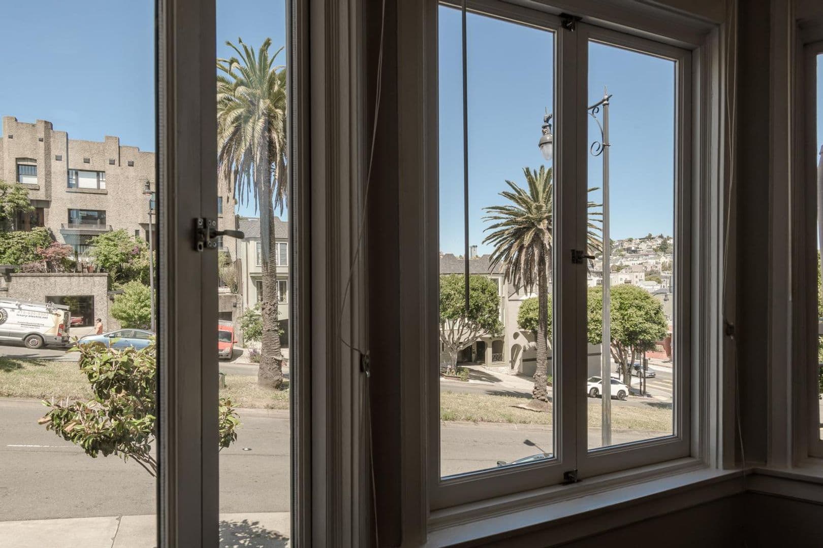 San Francisco Apartment: 1119 Dolores Street