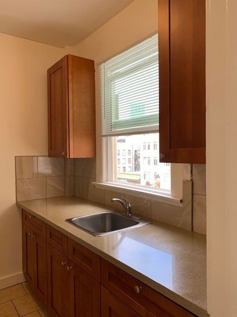 San Francisco Apartment: 174 Turk Street