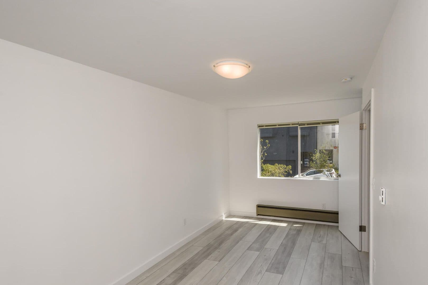 San Francisco Apartment: 550 27th Street