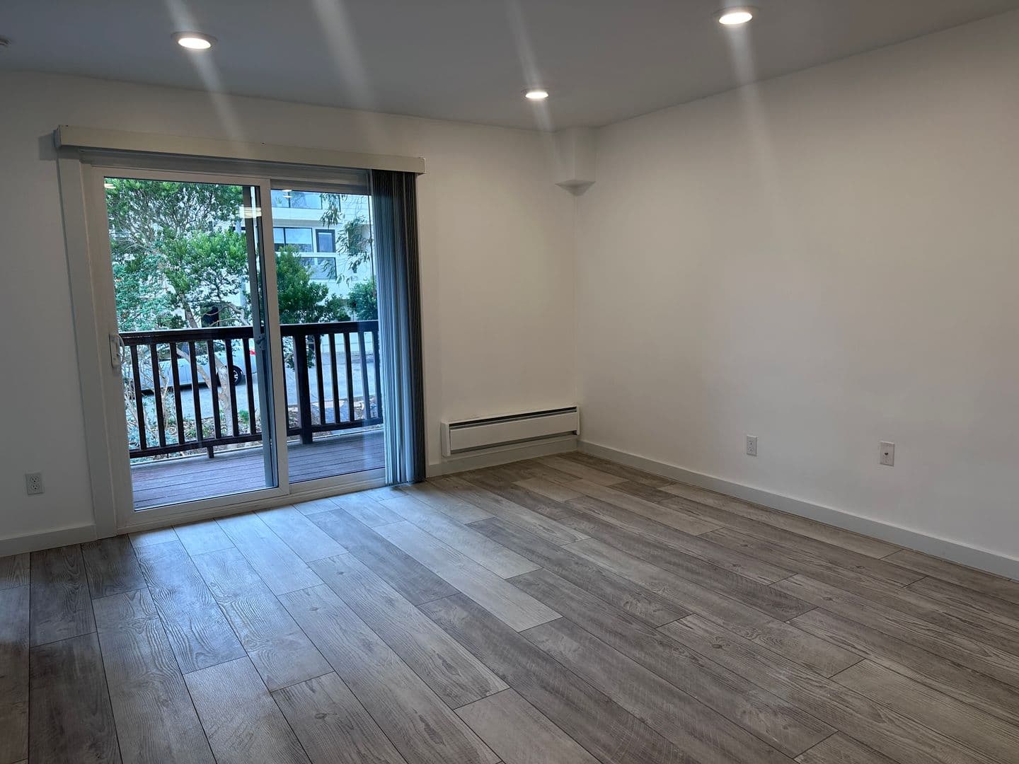 San Francisco Apartment: 550 27th Street