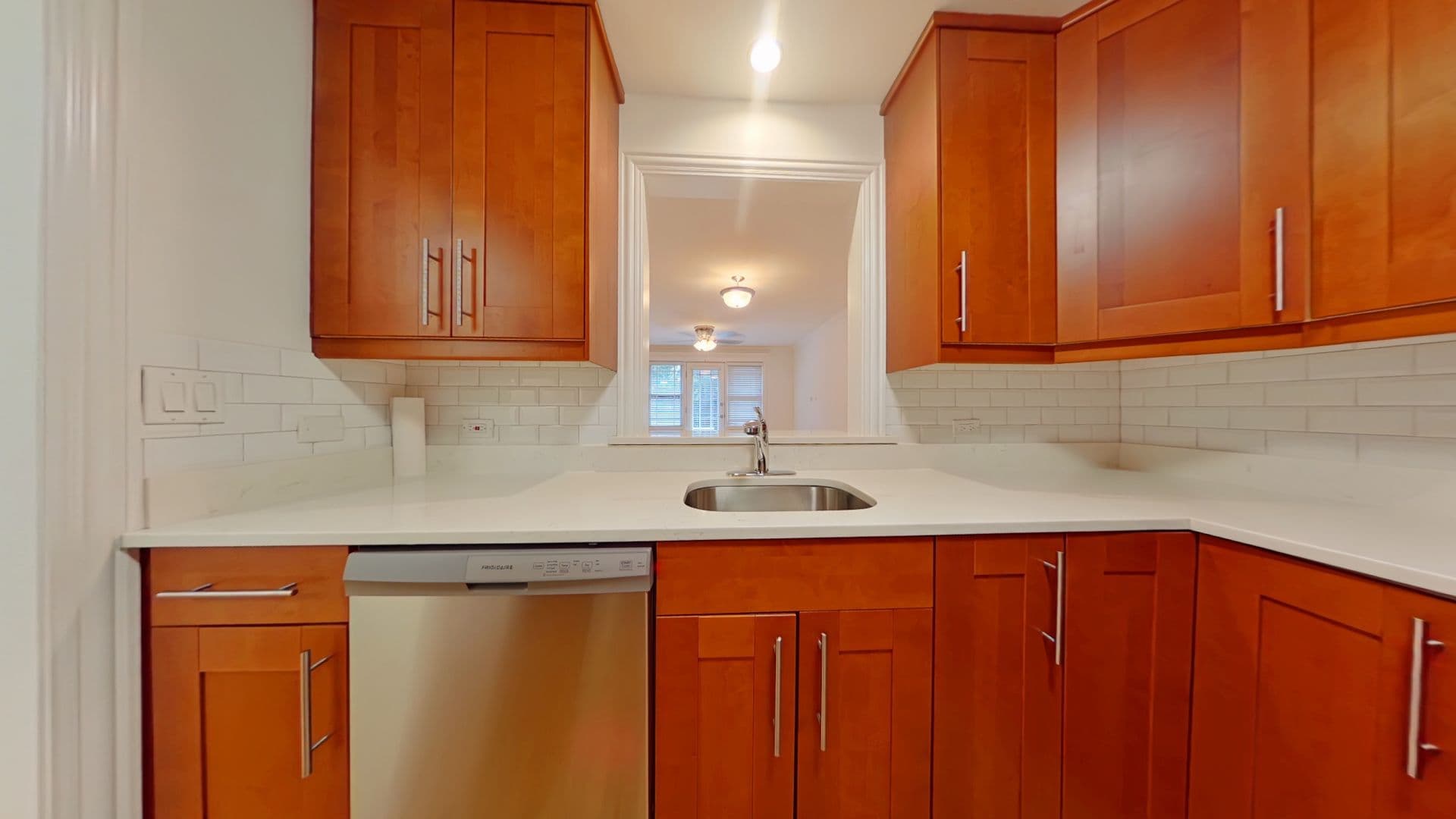 Chicago Apartment: 625 W. Deming