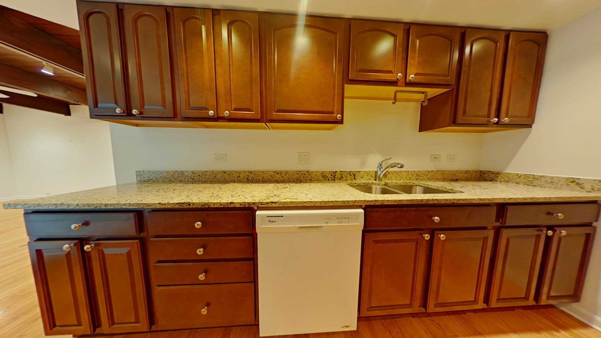 Chicago Apartment: 719 W. Buckingham Pl.