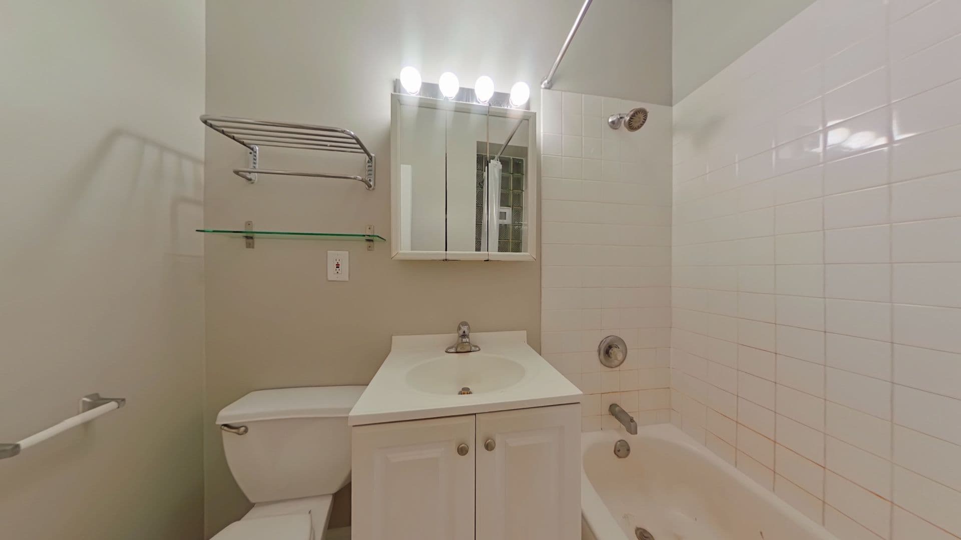Chicago Apartment: 1331 W. Addison St.