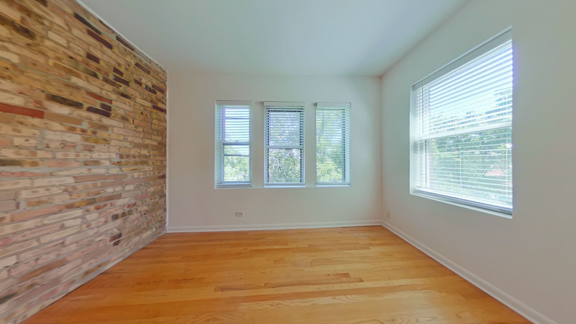 Chicago Apartment: 1307-17 W. Addison St.