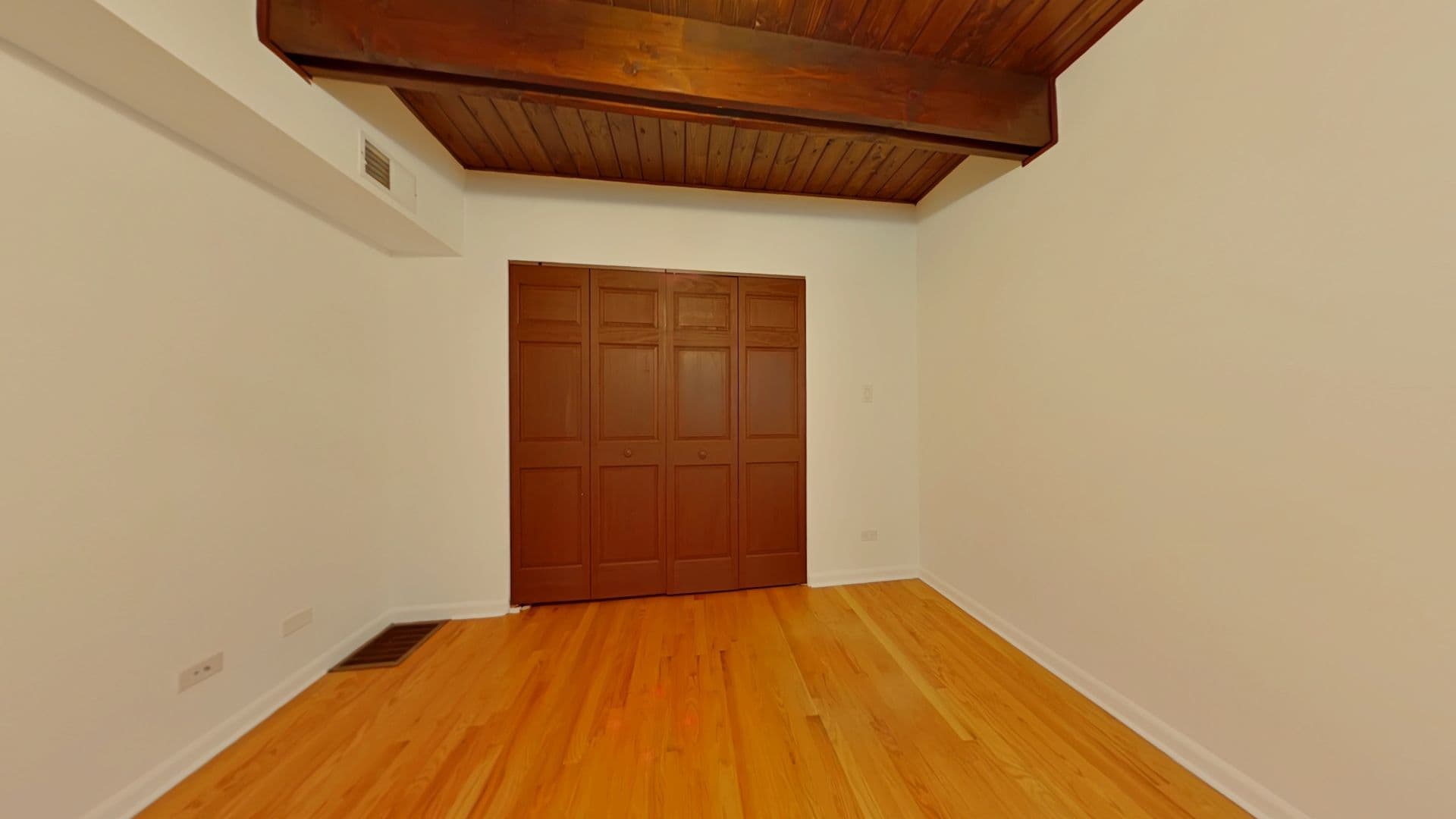 Chicago Apartment: 719 W. Buckingham Pl.