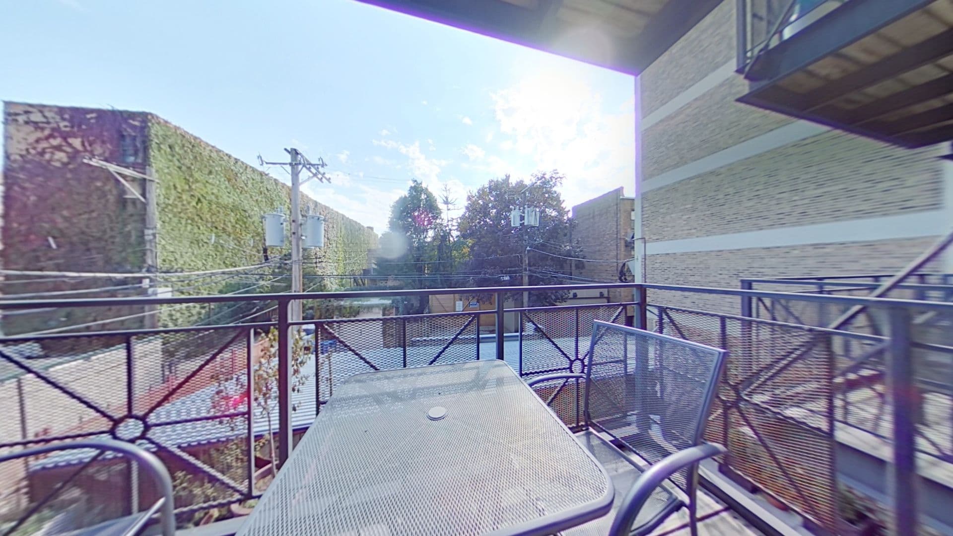 Chicago Apartment: 625 W. Deming