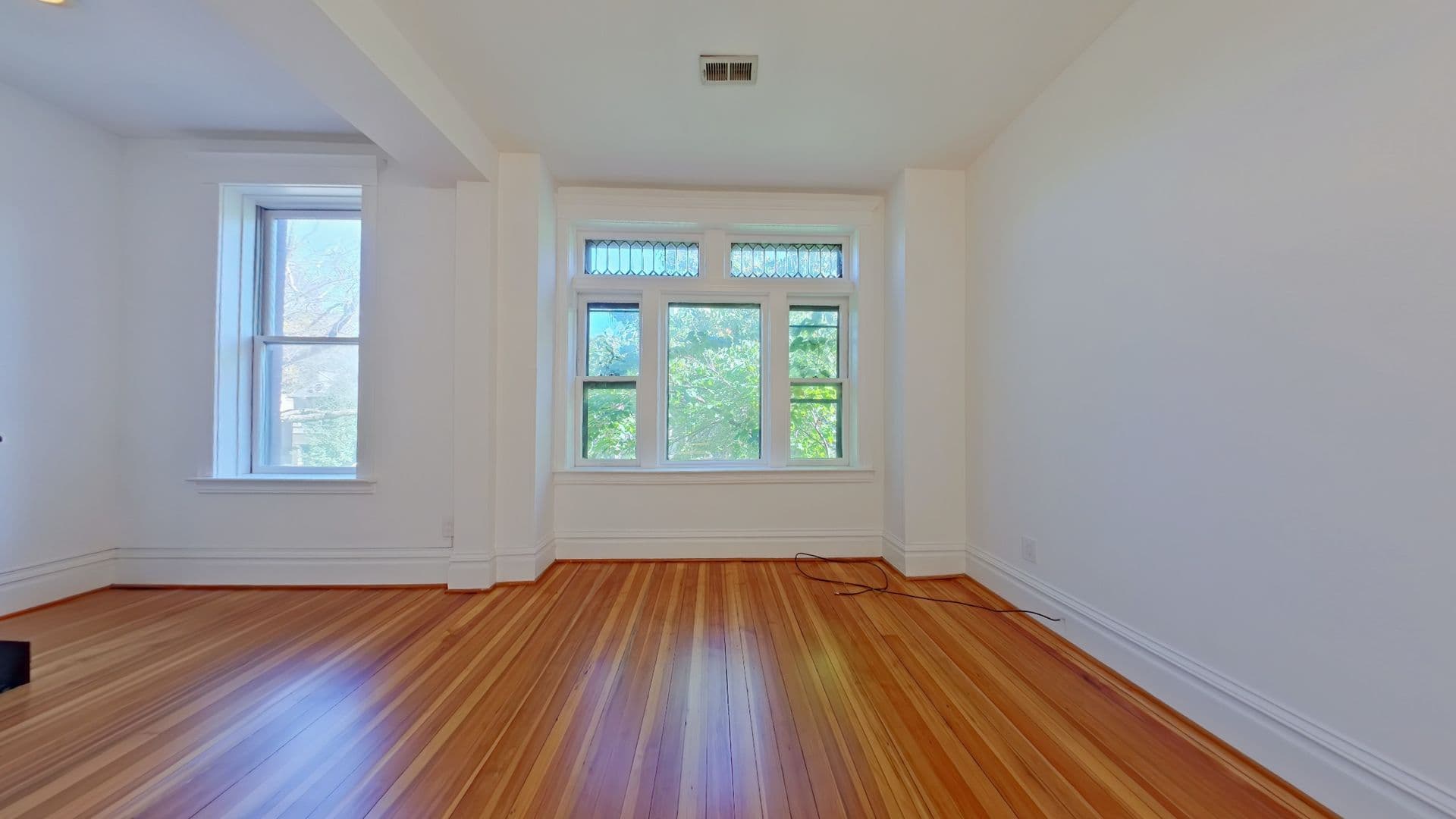 Chicago Apartment: 1818 N. Paulina St.