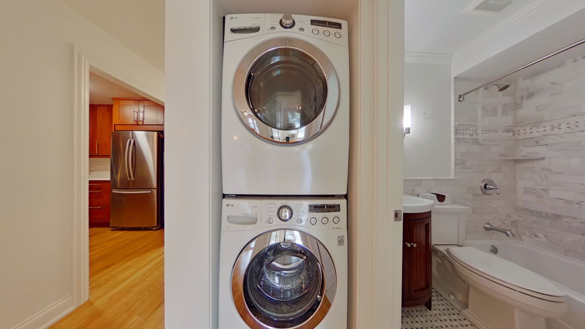 Chicago Apartment: 625 W. Deming