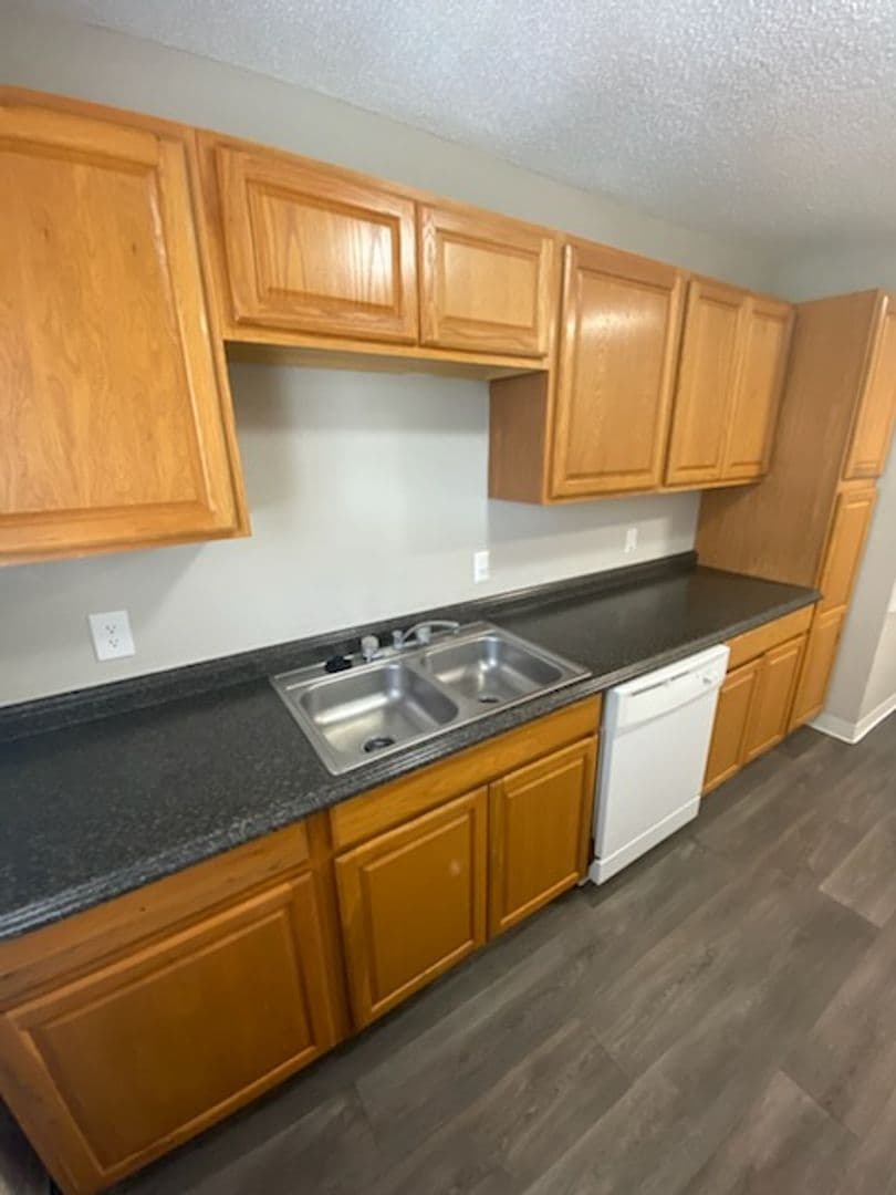 Wichita Apartment: 2701 S. Emporia St.