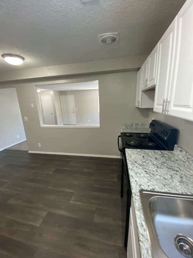 Wichita Apartment: 2701 S. Emporia St.