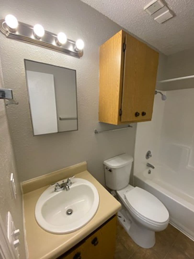 Wichita Apartment: 2701 S. Emporia St.