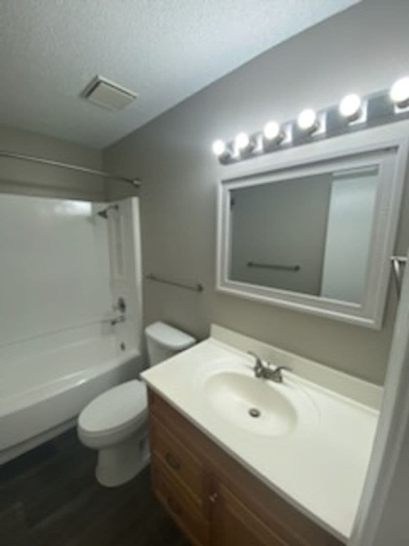 Wichita Apartment: 2701 S. Emporia St.