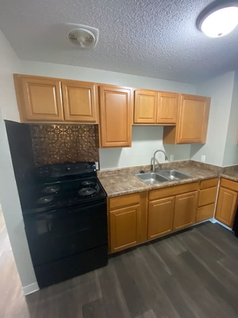 Wichita Apartment: 2701 S. Emporia St.