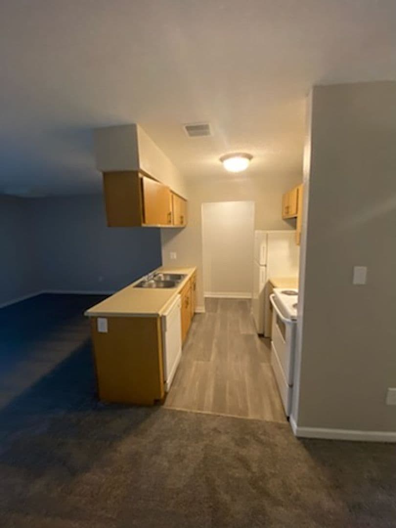 Wichita Apartment: 2701 S. Emporia St.
