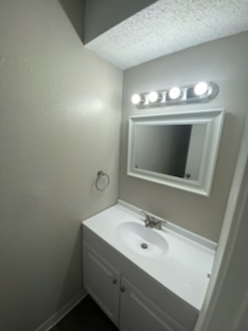 Wichita Apartment: 2701 S. Emporia St.