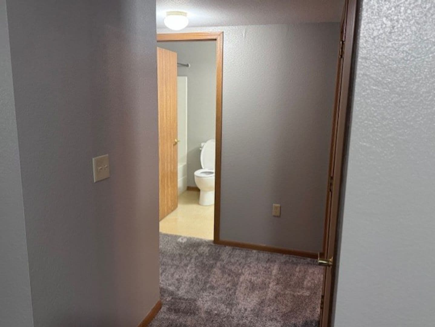 Wichita Apartment: 1160 N Emporia Ave