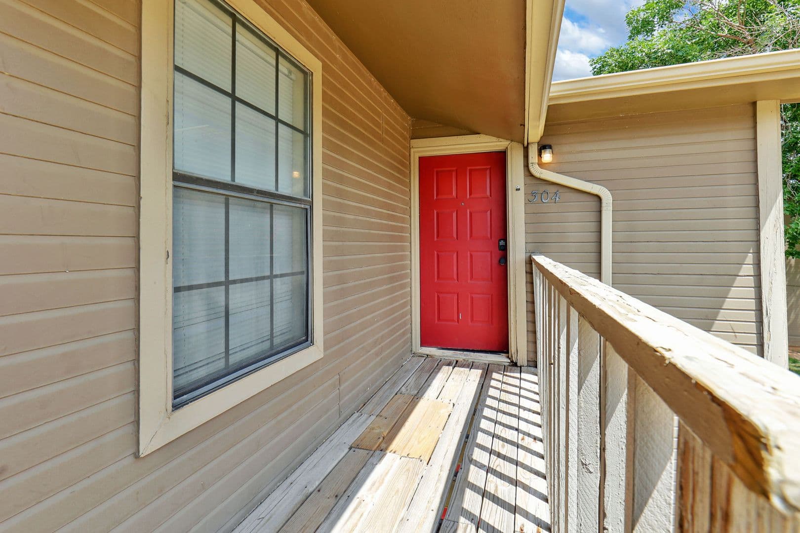 Wichita Apartment: 6841 W. Shade Lane #201