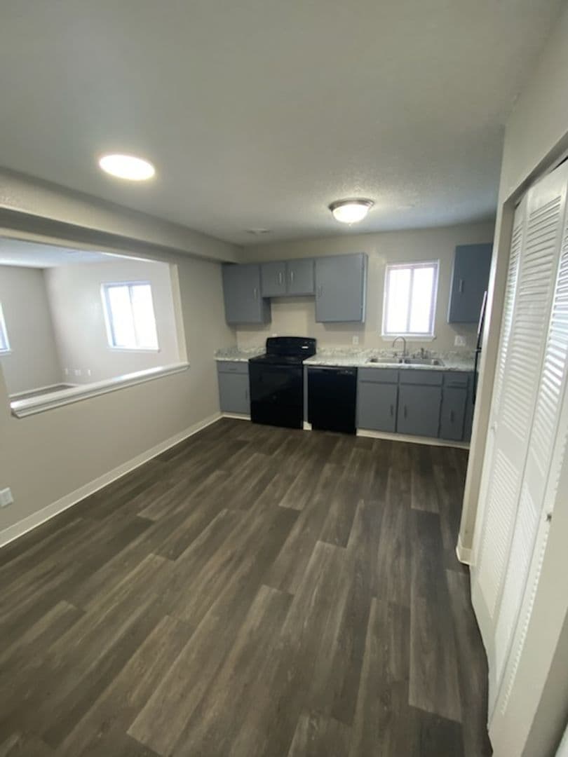 Wichita Apartment: 2701 S. Emporia St.