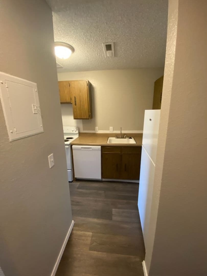 Wichita Apartment: 2701 S. Emporia St.