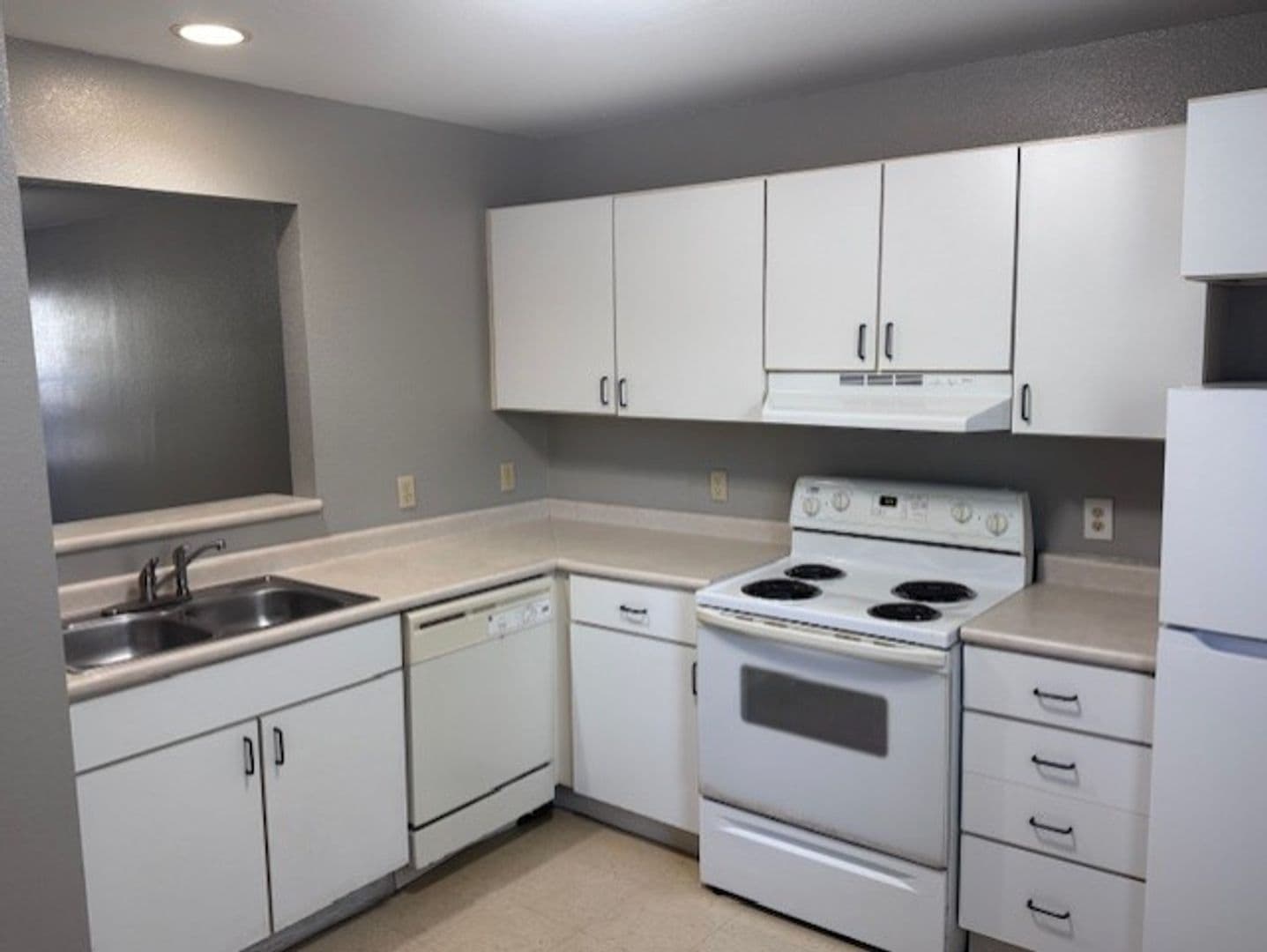 Wichita Apartment: 1160 N Emporia Ave