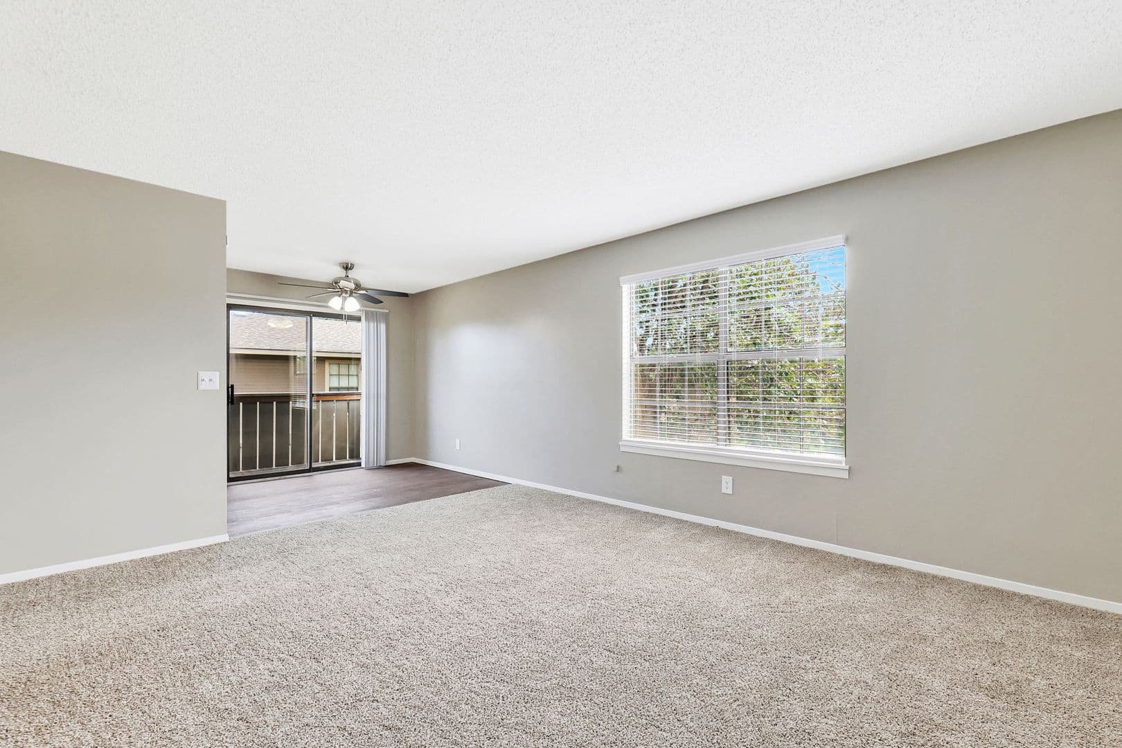 Wichita Apartment: 6841 W. Shade Lane #201