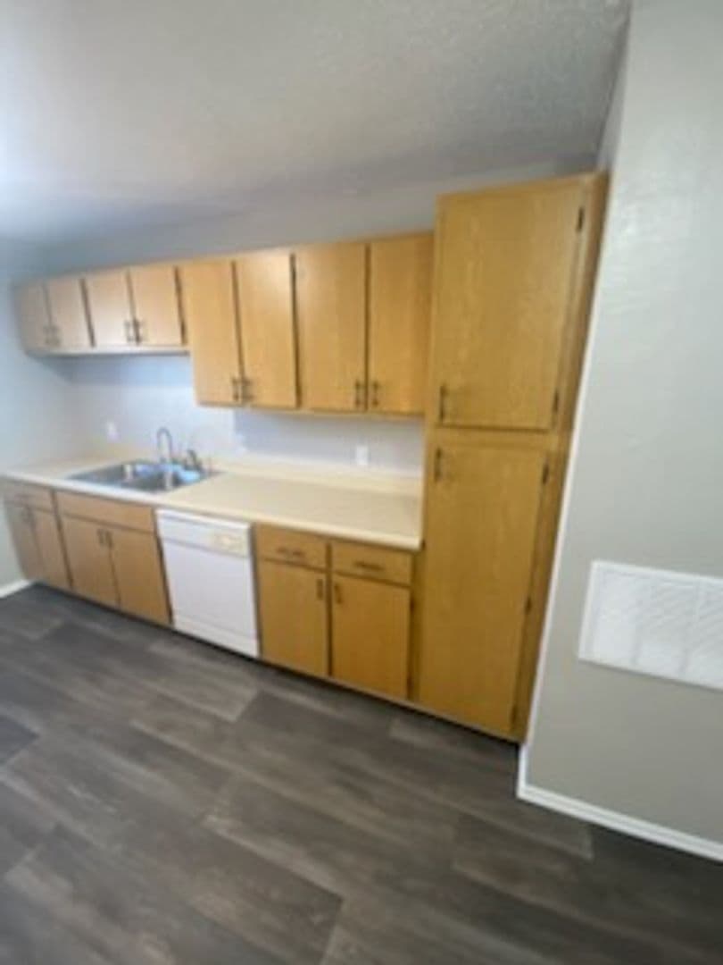 Wichita Apartment: 2701 S. Emporia St.