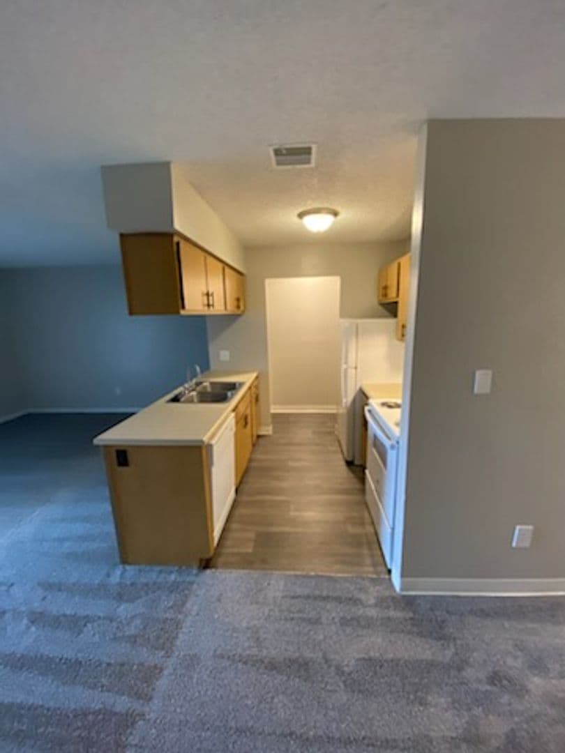 Wichita Apartment: 2701 S. Emporia St.