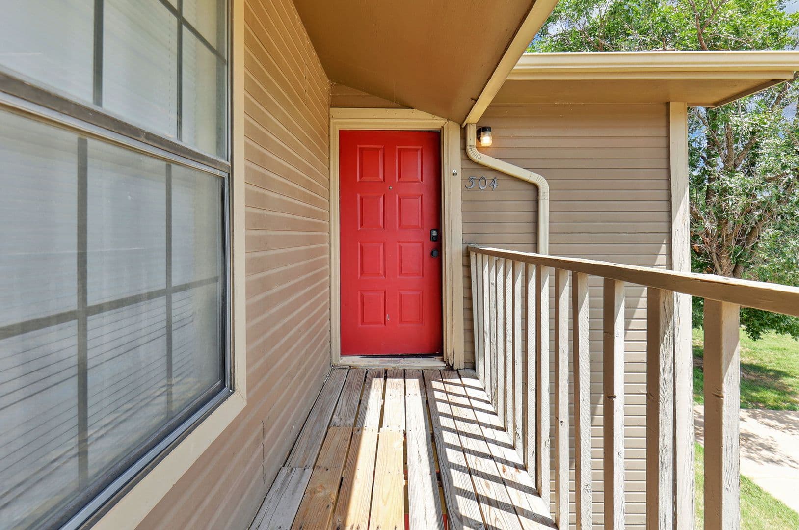 Wichita Apartment: 6841 W. Shade Lane #201