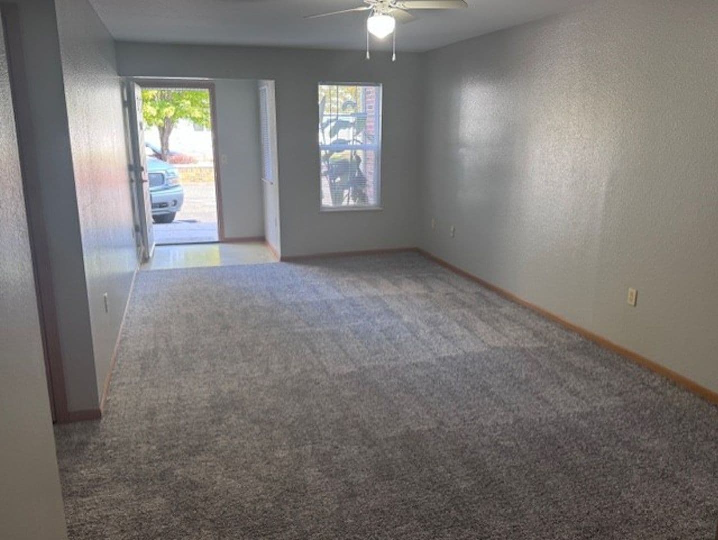 Wichita Apartment: 1160 N Emporia Ave