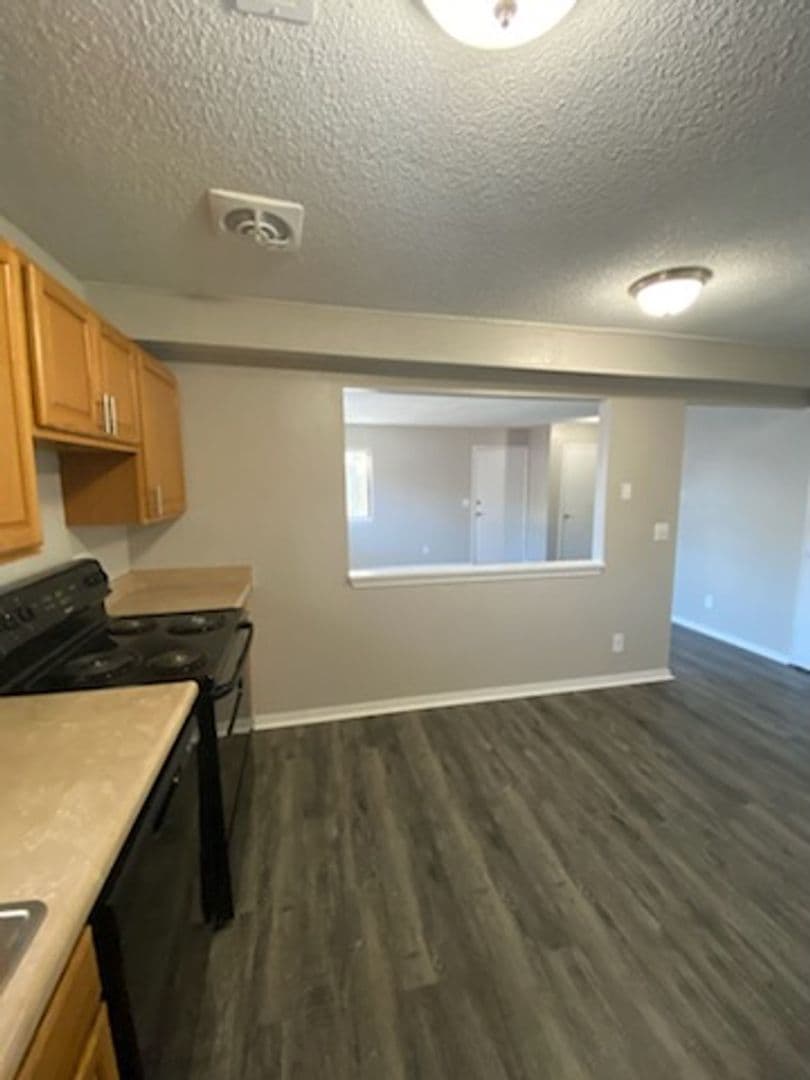 Wichita Apartment: 2701 S. Emporia St.