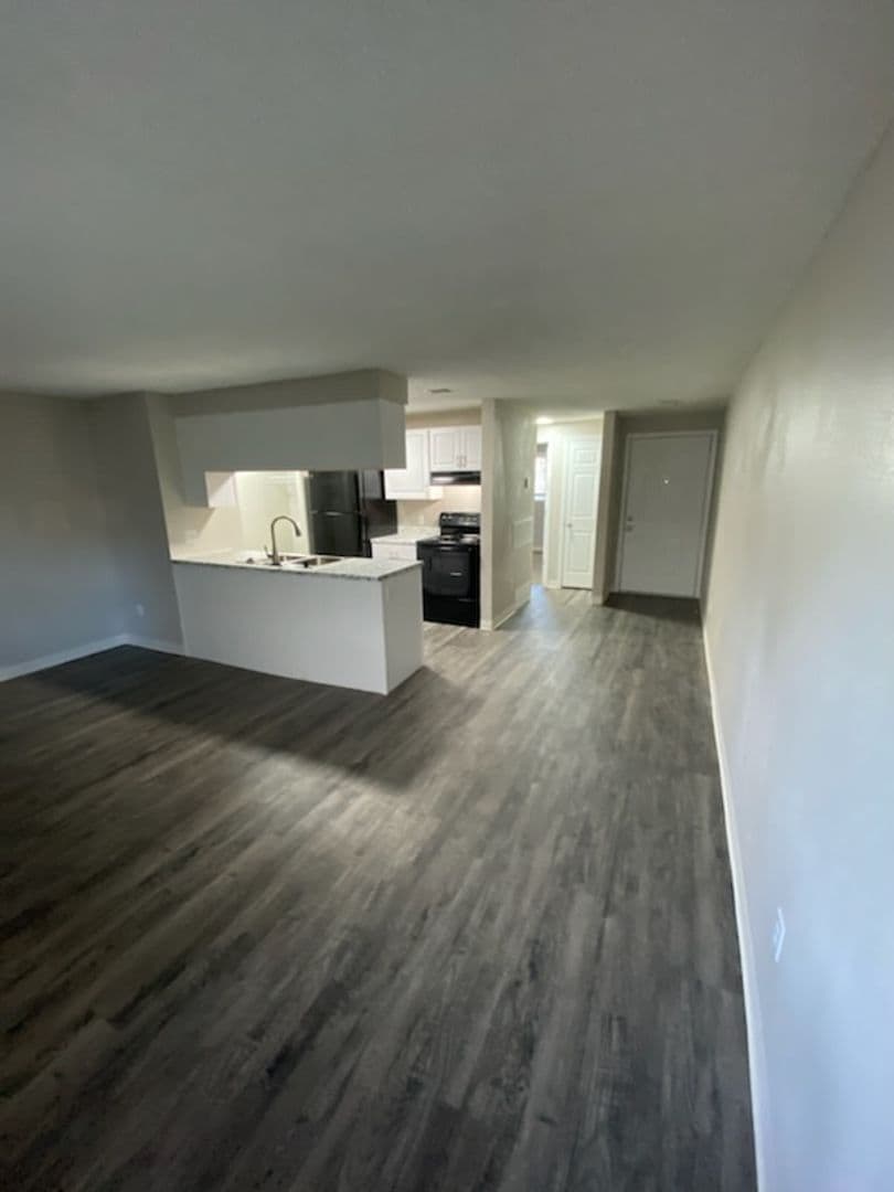 Wichita Apartment: 2701 S. Emporia St.