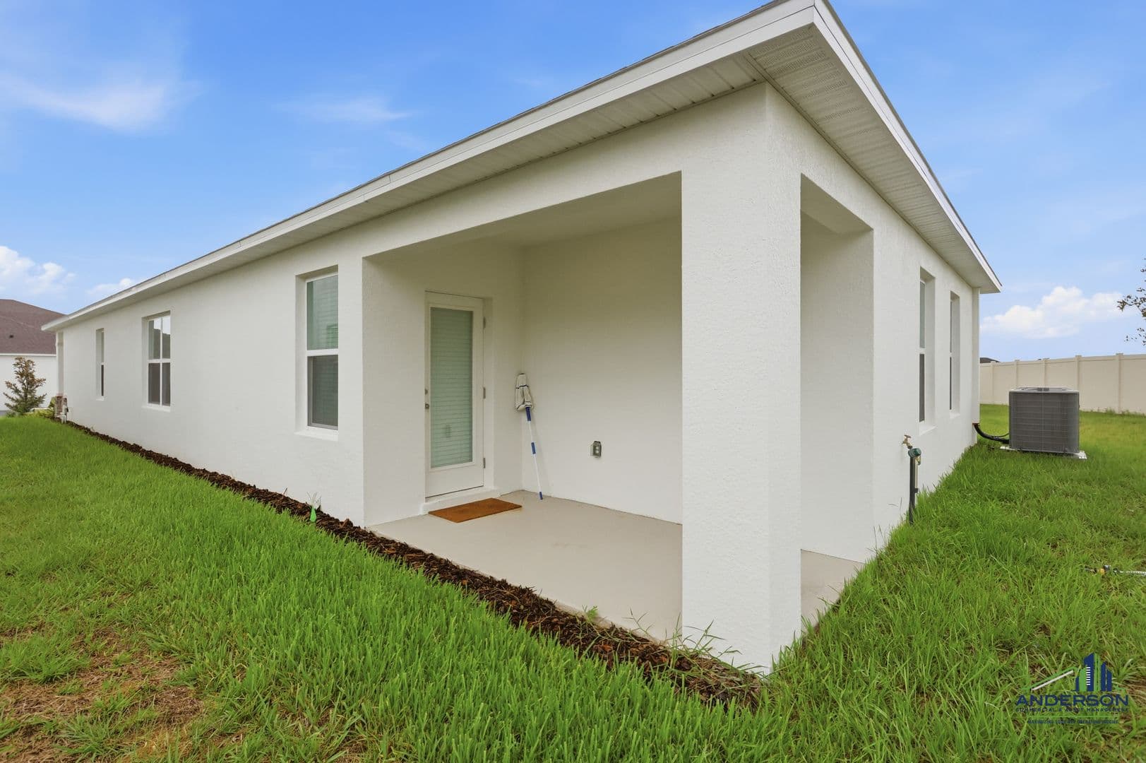 Davenport House: 5735 Mountain Rd