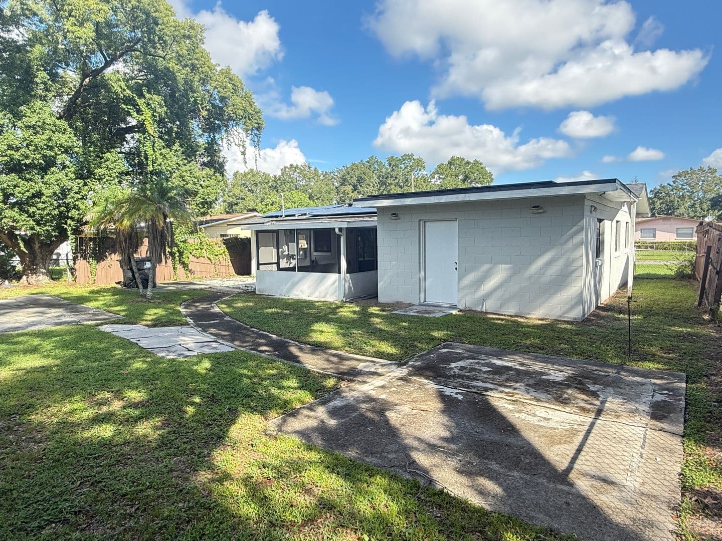 Orlando House: 4574 Barley St