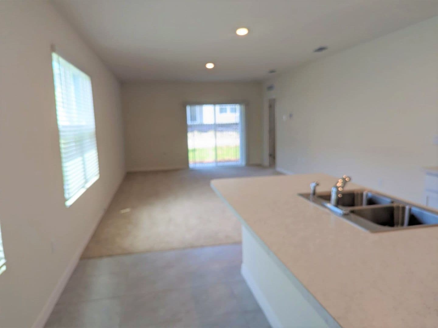 Deltona House: 935 August Sky Dr