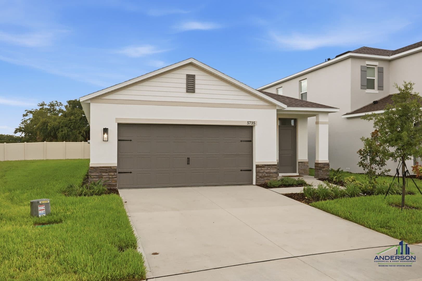 Davenport House: 5735 Mountain Rd