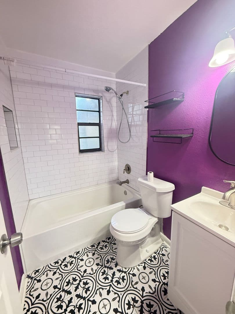 Orlando House: 4574 Barley St