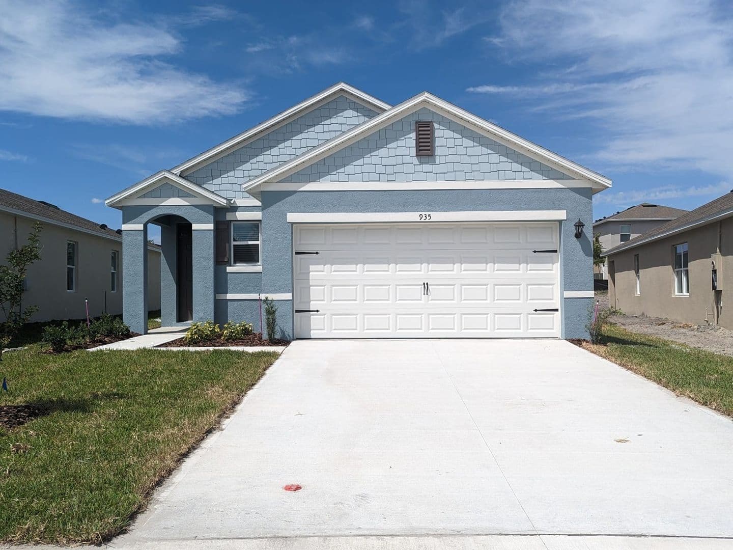 Deltona House: 935 August Sky Dr