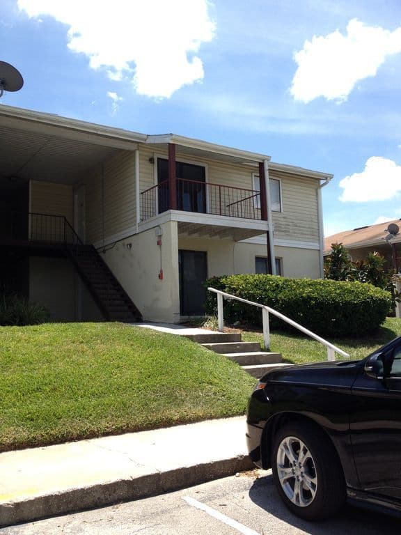 Altamonte Springs Apartment: 304 Cherokee Ct