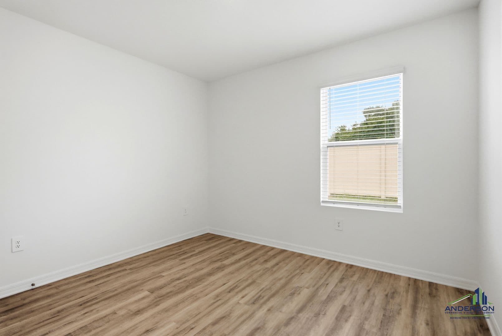 Davenport House: 5735 Mountain Rd